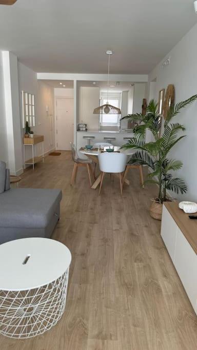 Apartamento Con Vistas Al Mar En Playa Granada Ella Dış mekan fotoğraf